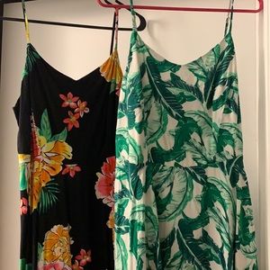 🌺Two figure flattering, floral, palm dresses